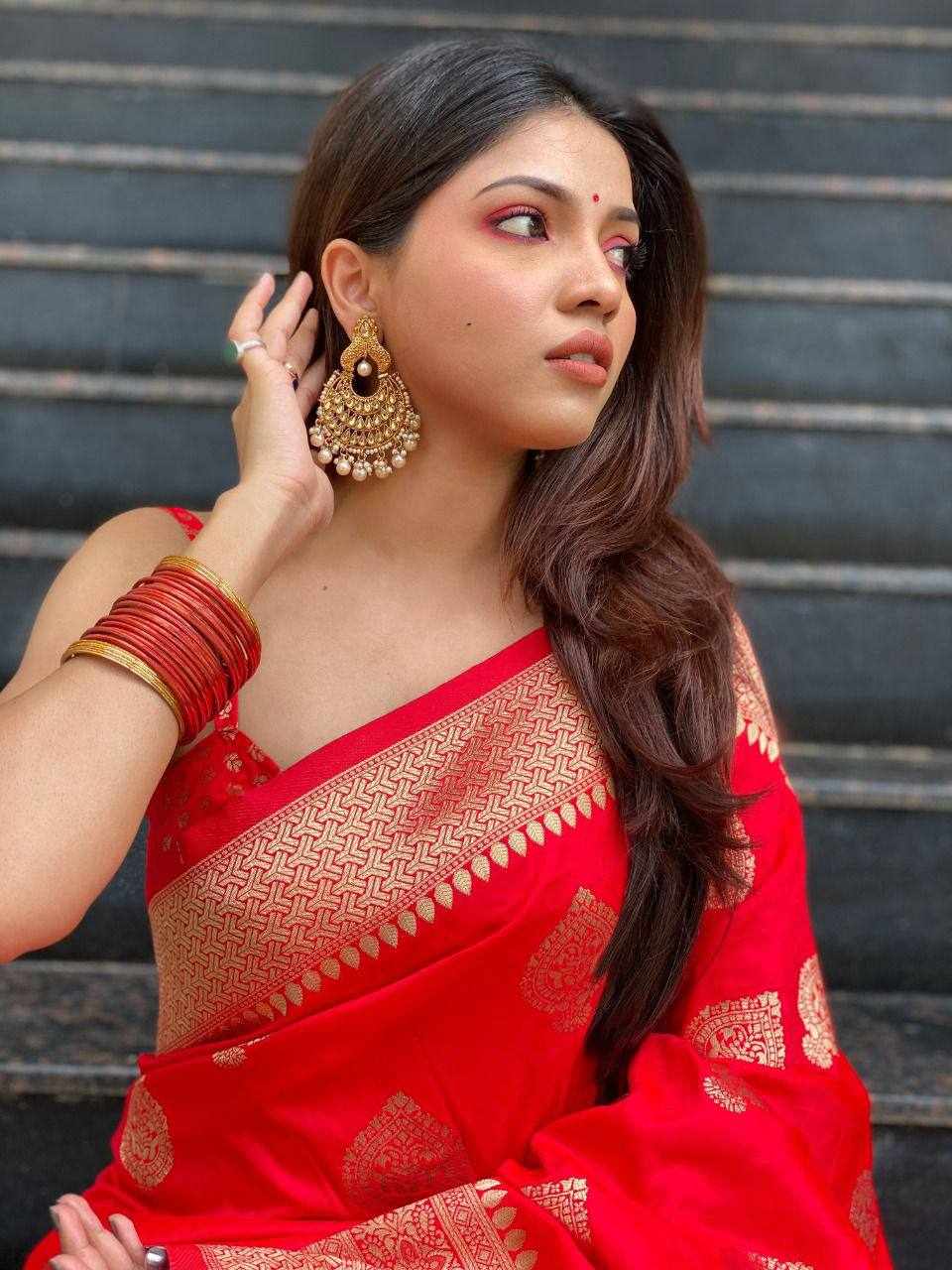 Sympy Red Soft Lichi Silk Saree