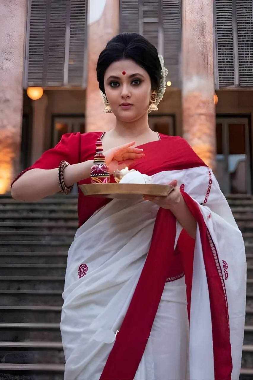 Sympy Soft Lichi Silk Saree