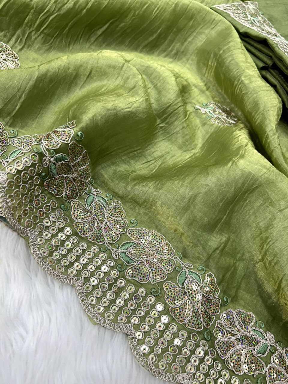 Sympy  Green Gold Crunchy Designer Saree